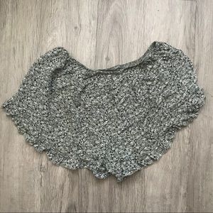 Brandy Melville Shorts - Brandy Melville Floral Flowy Shorts Brandy Melville Shorts - Brandy Melville Floral Flowy Shorts